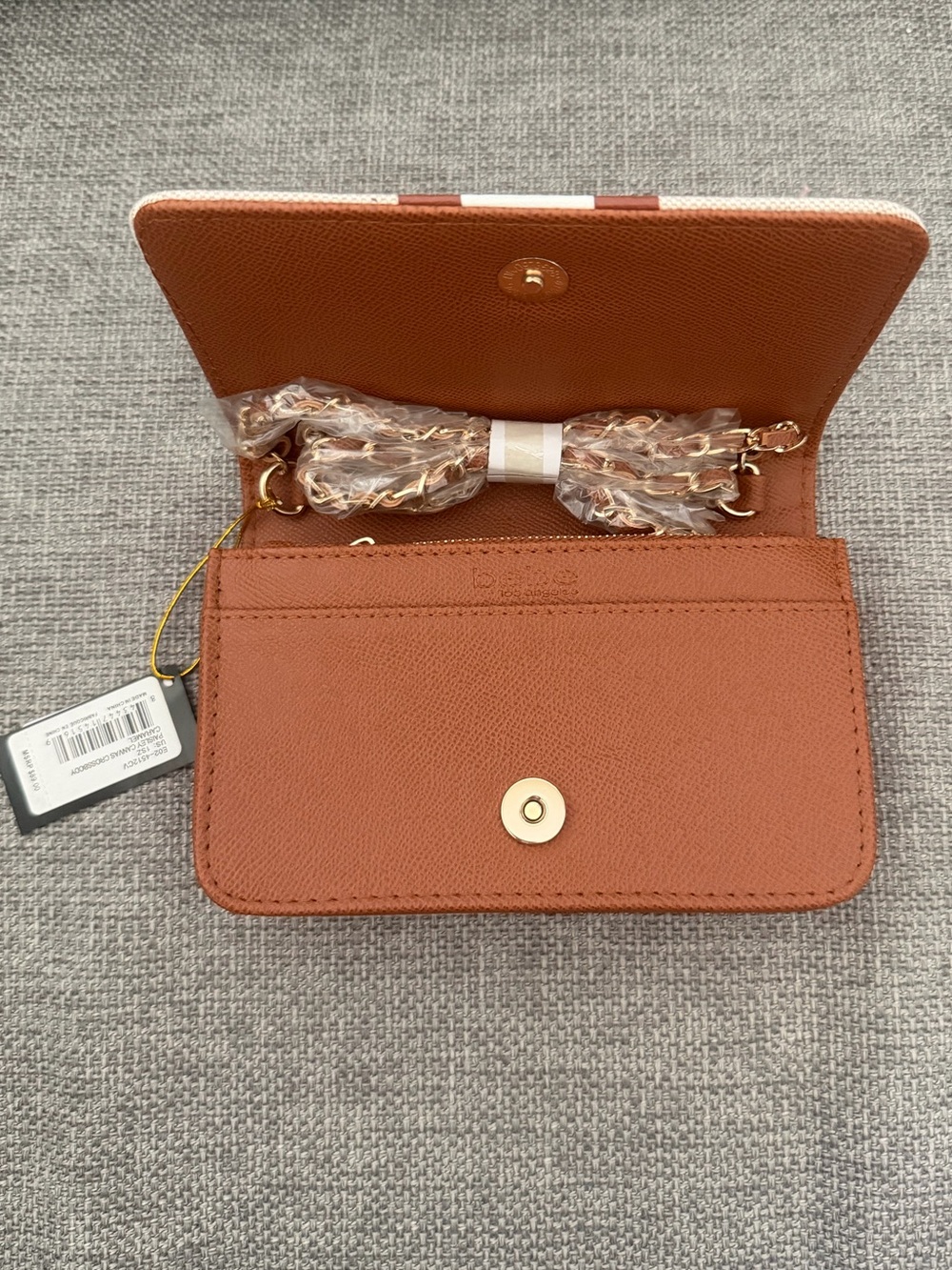 bebe Paisley Canvas Crossbody in Caramel MSRP $89 Brand new with tags - Picture 4 of 4